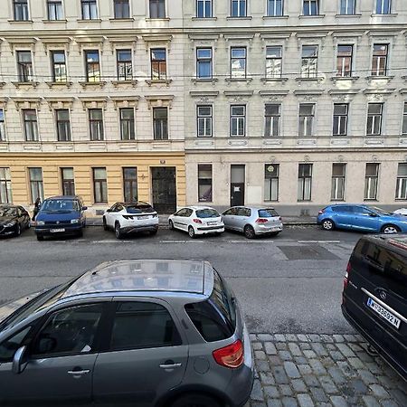 Cozy City Center Apartments Wien Exterior foto